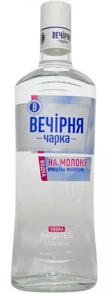 Degvīns Vechirnja Charka na moloke 40% 0.7l