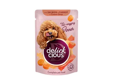 Delickcious™ „Juostelės su lašiša ir morkomis kreminėje sriuboje“ visavertis konservuotas maistas suaugusiems šunims, 85 gr