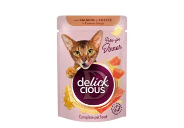 Delickcious™ „Juostelės su lašiša ir sūriu kreminėje sriuboje“ visavertis konservuotas maistas suaugusioms katėms, 85 gr