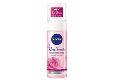 NIVEA Rose Touch valomosios veido putos su organiniu rožių vandeniu, 150 ml