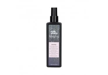 Nuo drėgmės apsaugantis plaukų formavimo purškiklis  MILK SHAKE LIFESTYLING AMAZING, 200 ml
