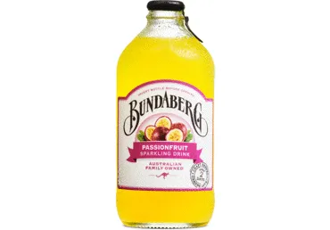 Gazuotas gaivusis pasiflorų skonio gėrimas BUNDABERG, 0,375 l