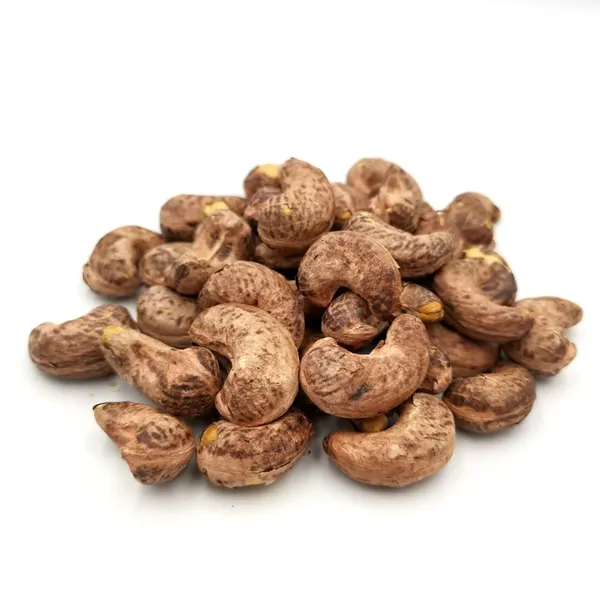 Anakardžių riešutai, sūdyti, kepinti, su luobele, kg D