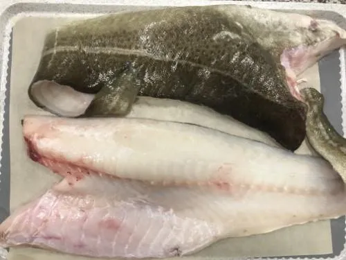 Atlantinės menkės filė, su oda, 0,3-0,6kg