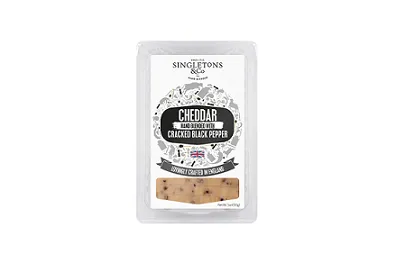Čederio sūris SINGLETONS & CO, su grūstais juodaisiais pipirais, pjaustytas, 150g