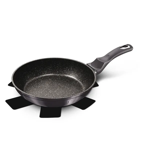 Keptuvė Carbon, nesvylanti danga/aliuminis, D 24 cm, H 4,8 cm, vnt