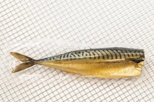 Šalto rūkymo skumbrė, vakuume, 250-450g,kg