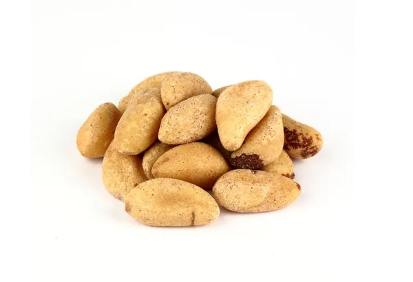 Skrudinti Bertoletijų riešutai, sūdyti, kg D