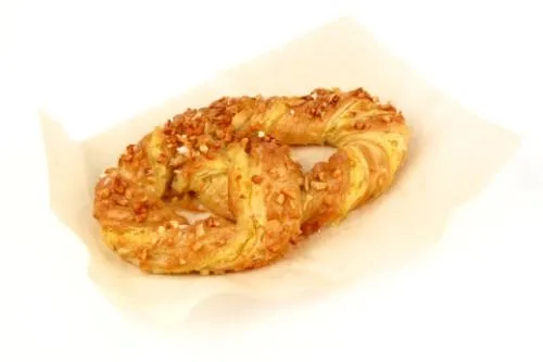 Sluoksniuotos tešlos riestainis, 115 g
