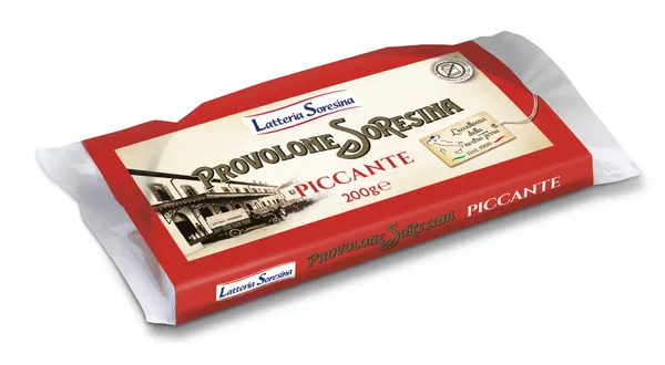 Sūris Provolone LATTERIA SORESSINA, Piccante,  45% RSM, 200 g