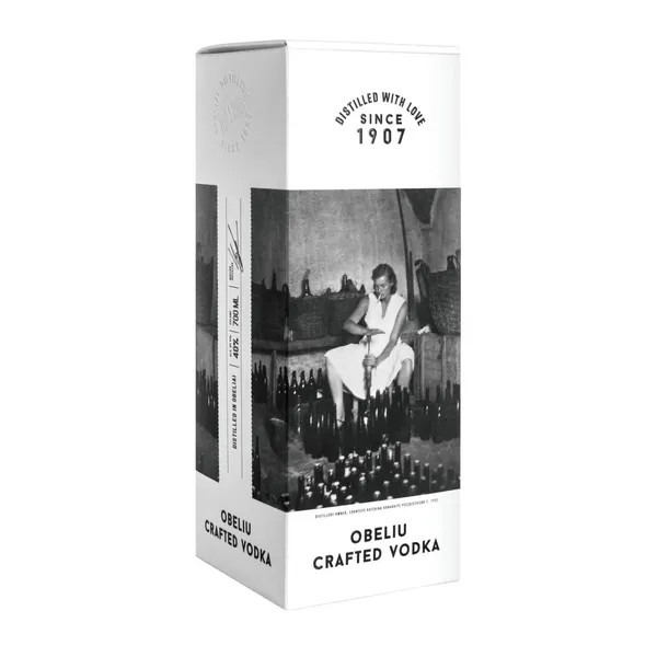 Degtinė OBELIU CRAFTED VODKA suvenyrinėje dėžėje, 40 %, 700 ml