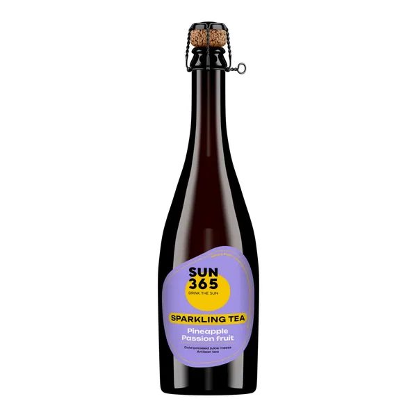 Gazuotas gaivusis gėrimas SPARKLING TEA PINEAPPLE & PASSION FRUIT SUN365, 750 ml