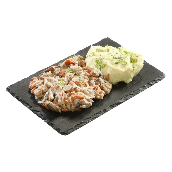 Kiaulienos troškinys su voveraitėmis ir bulvių koše, 400 g