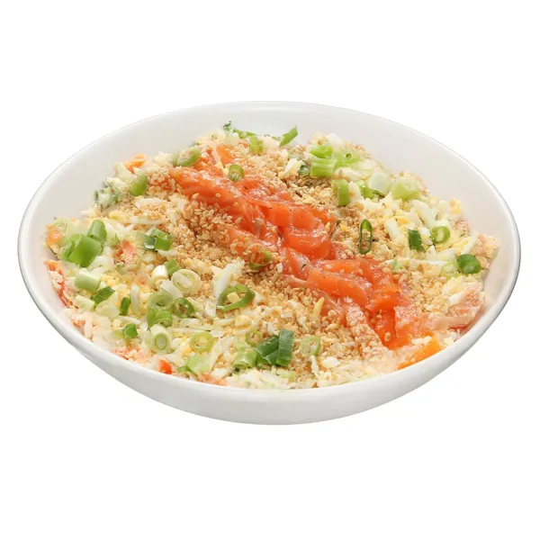 SUSHI salotos su lašiša ir aštriu padažu, 1 kg