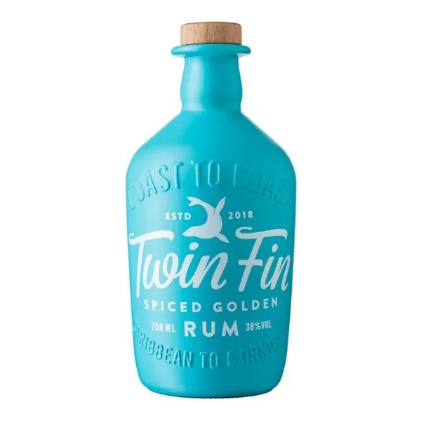 Ruma dzēr. Twin Fin Spiced 38%