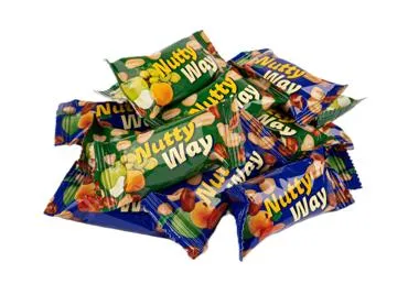 Glazētas konfektes riekstu un augļu Nutty Way sver.