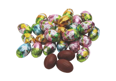 Piena šokolādes konfektes ar lazdu riekstu krēmu sver.