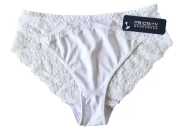 Sieviešu biksītes PRIORITY 3046 baltas 38
