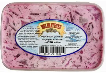 Siļķu filejas gabaliņi ar bietēm un čia DELIKATESES kg