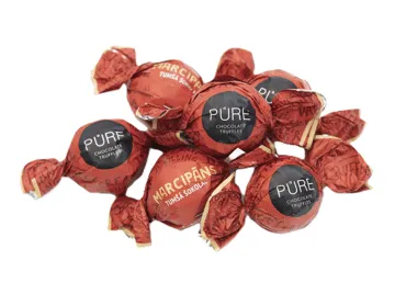 Tumšās šokolādes trifeles PURE CHOCOLATE ar marcipāna krēma pildījumu sver.