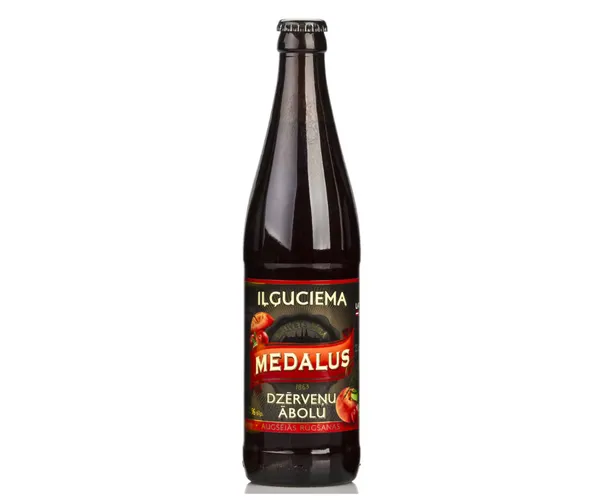 Alus Medalus Dzērveņu - ābolu 5% 0.5l, Iļģuciema