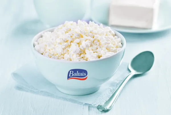 Biezpiens vājpiena 0.5%, sverams, Baltais