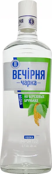 Degvīns Vechirnja Charka na berjozovih brunkah 40% 0.7l