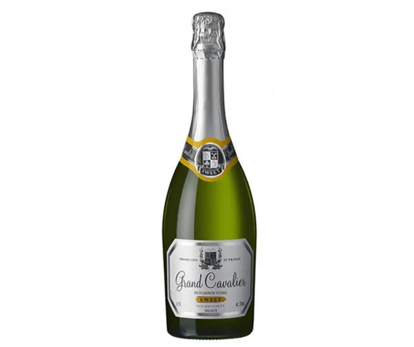 Dz.vīns Grand Cavalier saldais 11% 0.75l