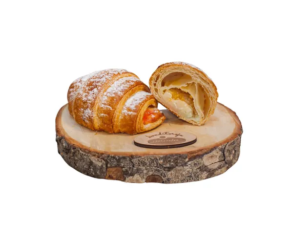 Kruasāns ar biezpienu  90g, Anada konditoreja