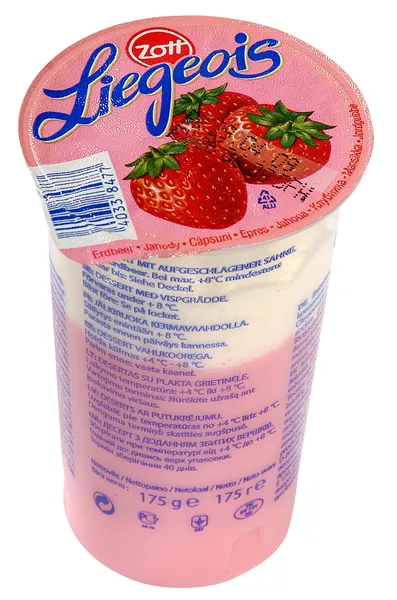 Zemeņu deserts ar putukrējumu Liegeois 175g, Zott