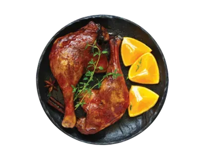 Lēni gatavota pīles kāja ar saldskābo mērci