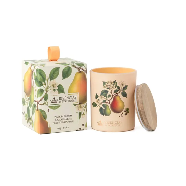 Aromātiskā svece ESSENCIAS DE PORTUGAL Botanic Pear&Cardamon, koka vāks, D 18 cm, H 13 cm, 1gab