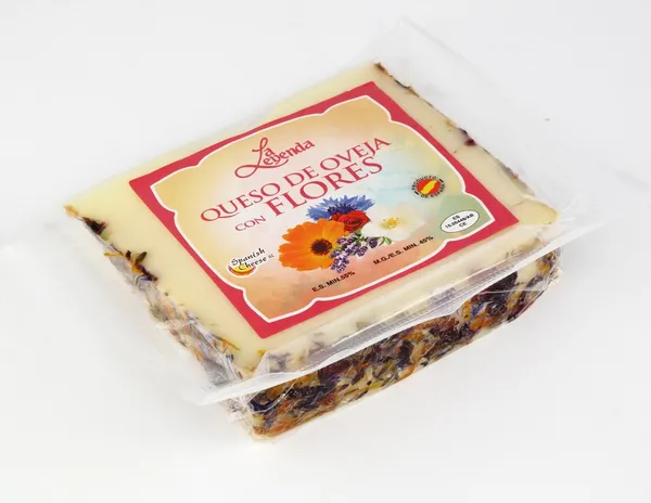 Cietais siers ar ziediem LA LEYENDA, 5 mēneši., 150g