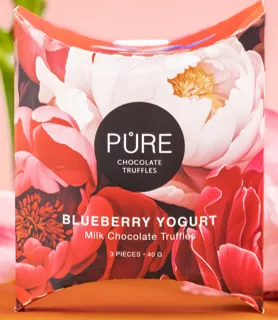 Piena šokolādes trifeles ar melleņu-jogurta krēma pildījumu 40g, PURE