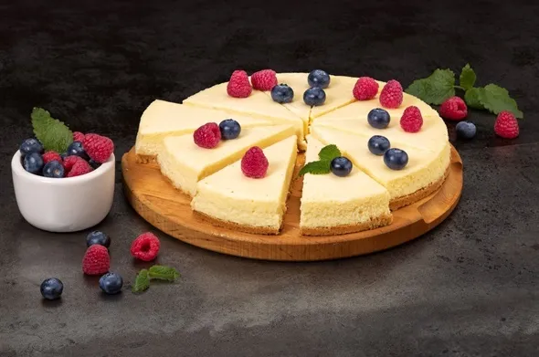 Saldēta klasiskā siera kūka, 1000g (10gab x 100g)