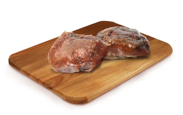 Saldēti liellopu gaļas vaigi, lēni cepti, ~450g