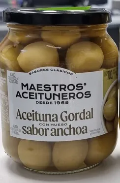 Zaļās olīvas Gordal MAESTROS ACEITUNEROS, ar anšovu garšu, 835g/500g