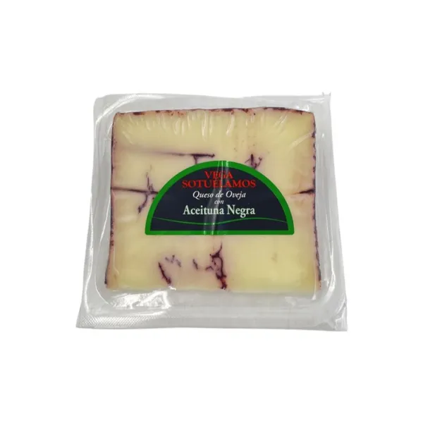 Siers aitas ar olīvām Vega Sotuelamos 200g